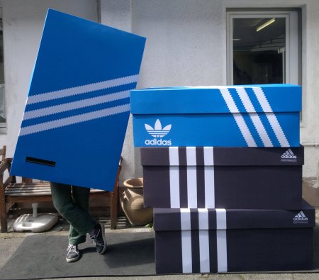 adidas XXL Schuhboxen