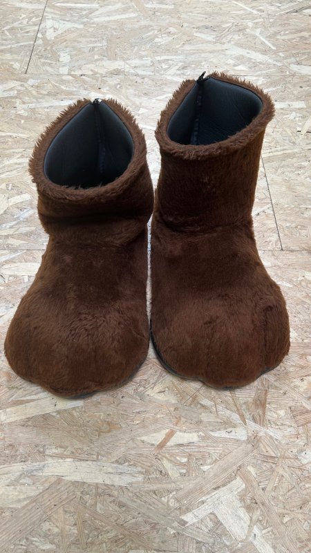 Schuhe Füße Pfoten